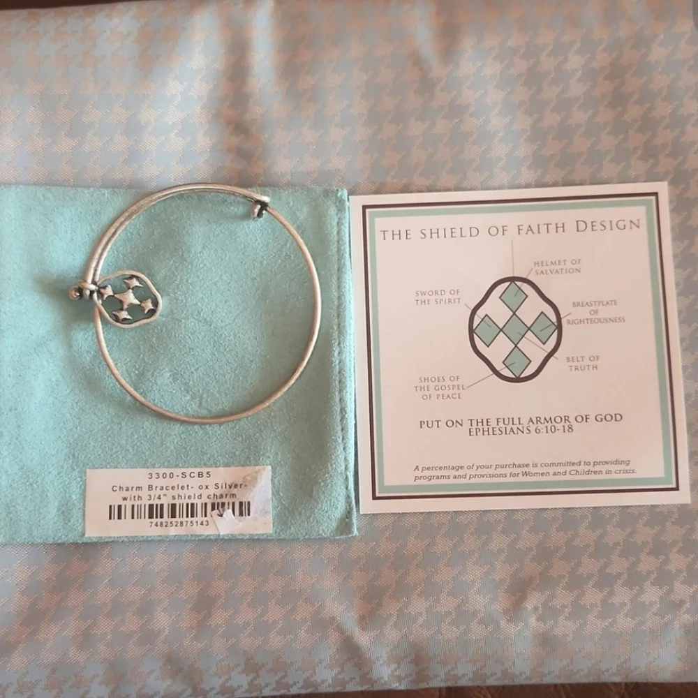 Gracewear Collection The Shield of Faith Design PUT FULL ARMOR OF GOD bracelet - Picture 6 of 8
